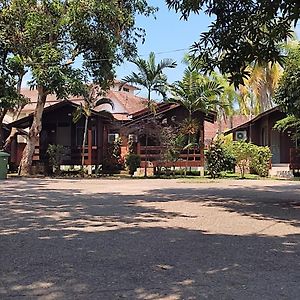 Mgh Marang Guest House Kampong Kijing Exterior photo