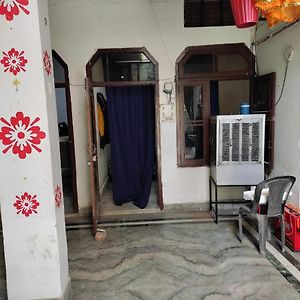 Divisha Pg House Sharing Beds Only For Boys Διαμέρισμα Bareilly Exterior photo