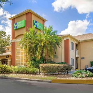Extended Stay America Select Suites - Tampa - Μπράντον Exterior photo