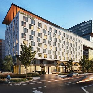 Courtyard By Marriott Montreal Laval Ξενοδοχείο Exterior photo
