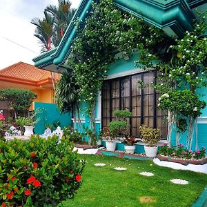 Affordable Spacious Bedroom & Bathroom Near Dvo Airport Davao City Exterior photo