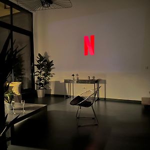 Le Majestueux • Jacuzzi • Cinema • Netflix • Wifi Διαμέρισμα Ρενς Exterior photo