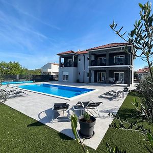 Family Friendly House With A Swimming Pool Zadar - 22140 Βίλα Murvica  Exterior photo