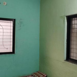 Bhagyashlip Niwas Διαμέρισμα Akalkot Exterior photo