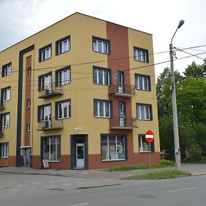 Apartament Διαμέρισμα Skarżysko-Kamienna Exterior photo