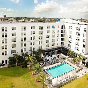 Aloft Miami Doral Ξενοδοχείο Exterior photo