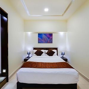 Clover - A Rivido Hotel Jigani Μπανγκαλόρ Exterior photo
