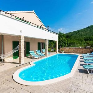 Beautiful Home In Konjsko With Outdoor Swimming Pool Exterior photo