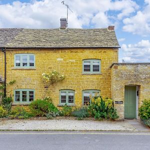 2 Bed In Bourton-On-The-Water 46677 Βίλα Exterior photo