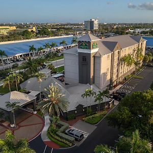 La Quinta By Wyndham Miami Airport West Ξενοδοχείο Exterior photo