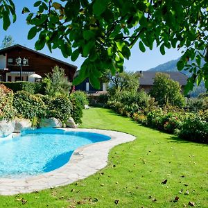 Residence Obermoarhof - Comfortable Apartments For Families, Swimmingpool, Playing-Grounds, Almencard Vandoies Exterior photo