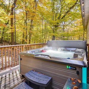 Charming Ohio Retreat With Deck, Porch And Gas Grill! Βίλα Howard Exterior photo