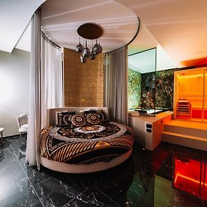 Versace Luxury Room Κορλεόνε Exterior photo