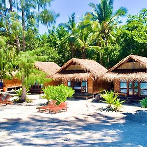 Agusta Eco Resort Pulau Mansuar Exterior photo