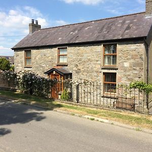 Grove Fort Self Catering Farmhouse Finnis Exterior photo