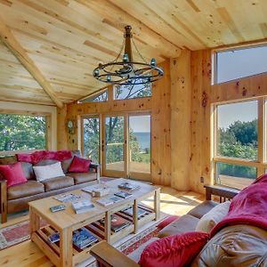 Idyllic Sturgeon Bay Cabin With Fire Pit And View Βίλα Exterior photo