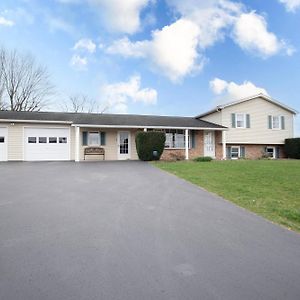 Scenic View Lodging Βίλα Millerstown Exterior photo
