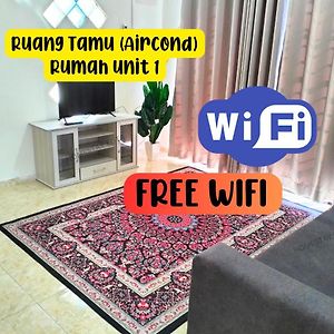 Homestay Kota, Kuala Terengganu Free Wifi Exterior photo