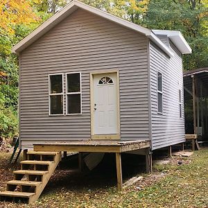 Bigger On The Inside - Tiny House With 20 Acres Βίλα Luther Exterior photo