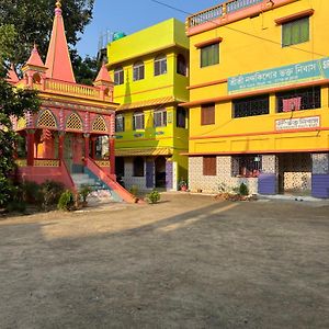 Sri Sri Nanda Kishor Bhakta Nivas Ξενοδοχείο Mayapur Exterior photo