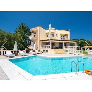 Villa Roula With Private Pool Μαράθι Exterior photo