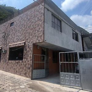 Casa Vacacional En Banos De Agua Santa Βίλα Exterior photo