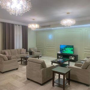 Luxurious 4 Bedroom Villa In Abdoun-Αμμάν Exterior photo