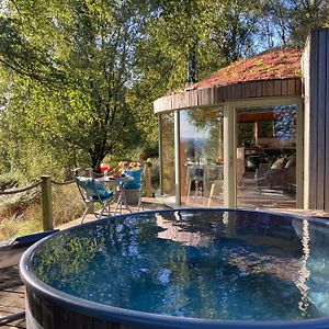 Luxury Romantic Roundhouse And Hot Tub For Two Γλασκώβη Exterior photo