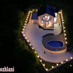 Rezidenca Dozhlani With Private Pool & Yard Βίλα Bajram Curri Exterior photo