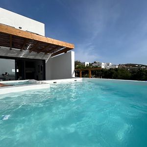 Villa Agrabely & Suites Galanado Exterior photo