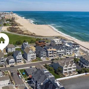 One Block From Beach, Ocean Front Sfh With Hot Tub Long Branch Exterior photo