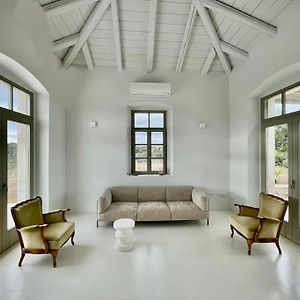 Islandhouse, Luxurious 5 Bedroom Group Villa Λογοθετιάνικα Exterior photo