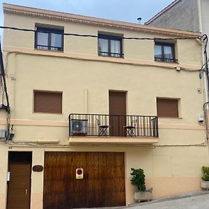 Cal Pintabotes - Apartamento Nuevo En Camarasa Διαμέρισμα Exterior photo