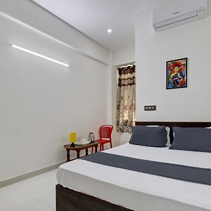 Oyo Flagship J.K. Suites & Rooms Μπανγκαλόρ Exterior photo