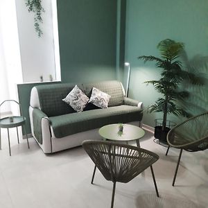 Elegante Suite Smeraldo Κονελιάνο Exterior photo