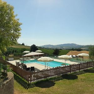 Italian Experience-La Casa Di Campagna Βίλα Molino di Carassai Exterior photo