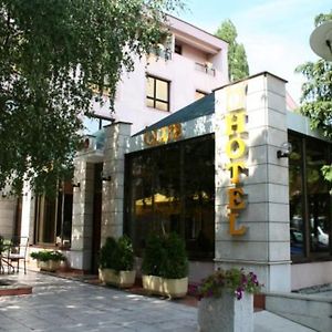 Hotel Dinara Livno Exterior photo