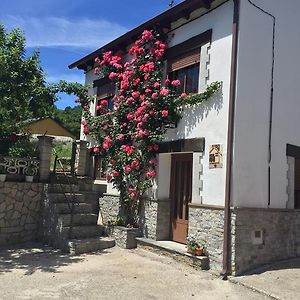 Casa Rural Fuentesil ξενώνας Robles de Laciana Exterior photo