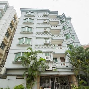 Laurel Hotels Ltd. Ντάκα Exterior photo