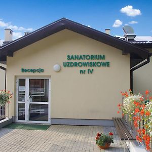 Sanatorium Uzdrowiskowe Nr IV Ξενοδοχείο Iwonicz-Zdrój Exterior photo