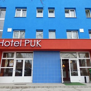 Hotel Puk Topoľčany Exterior photo