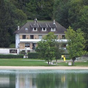 Hotel Restaurant La Chaumiere Du Lac Clairvaux-les-Lacs Exterior photo
