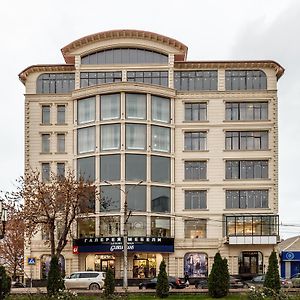 Central City Hotel Μαχατσκαλά Exterior photo
