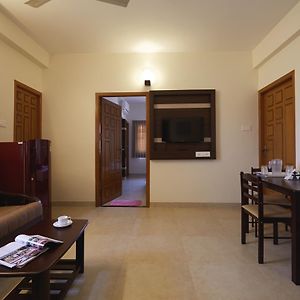 Siva Residency Aparthotel Κοϊμπατόρε Exterior photo