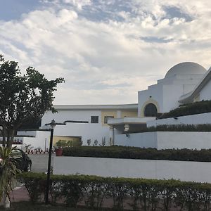 The Royal Residency Ξενοδοχείο Kushinagar Exterior photo