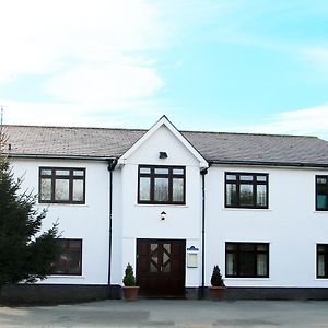 Vale Park Hotel Barry Exterior photo