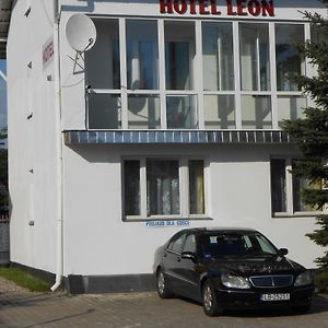 Hotel Leon Biała Podlaska Exterior photo