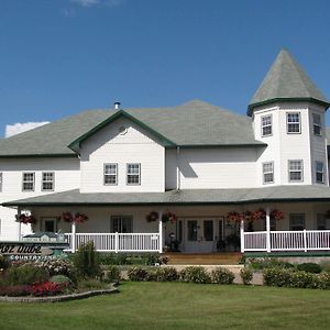 Chez Dube Country Inn Fort Mcmurray Exterior photo