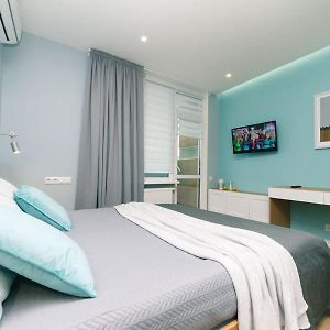 Happy Apartment, Warmth, Comfort, Turquoise Κίεβο Exterior photo