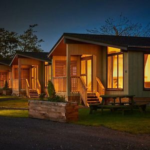 Silverwood Luxury Lodges & Bistro Barn Περθ Exterior photo